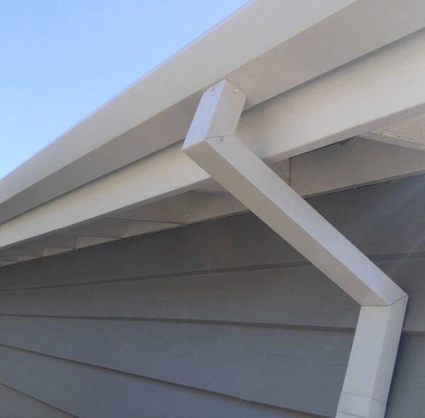 Half-Round Gutter Installation Anaheim, CA Half-Round Gutter Installation Anaheim, CA